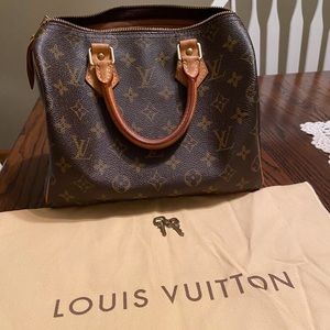 Louis Vuitton Speedy 25